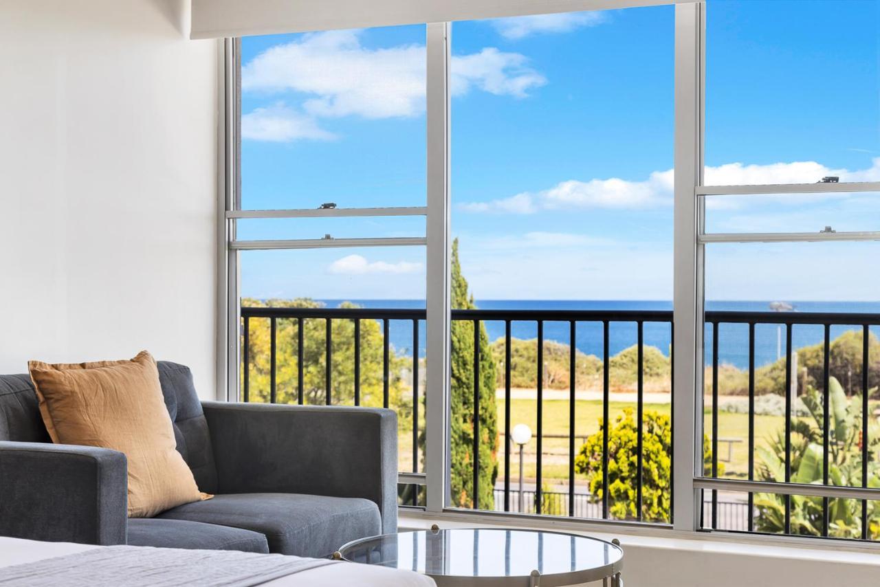 Coast Motel And Apartments Port Noarlunga Экстерьер фото