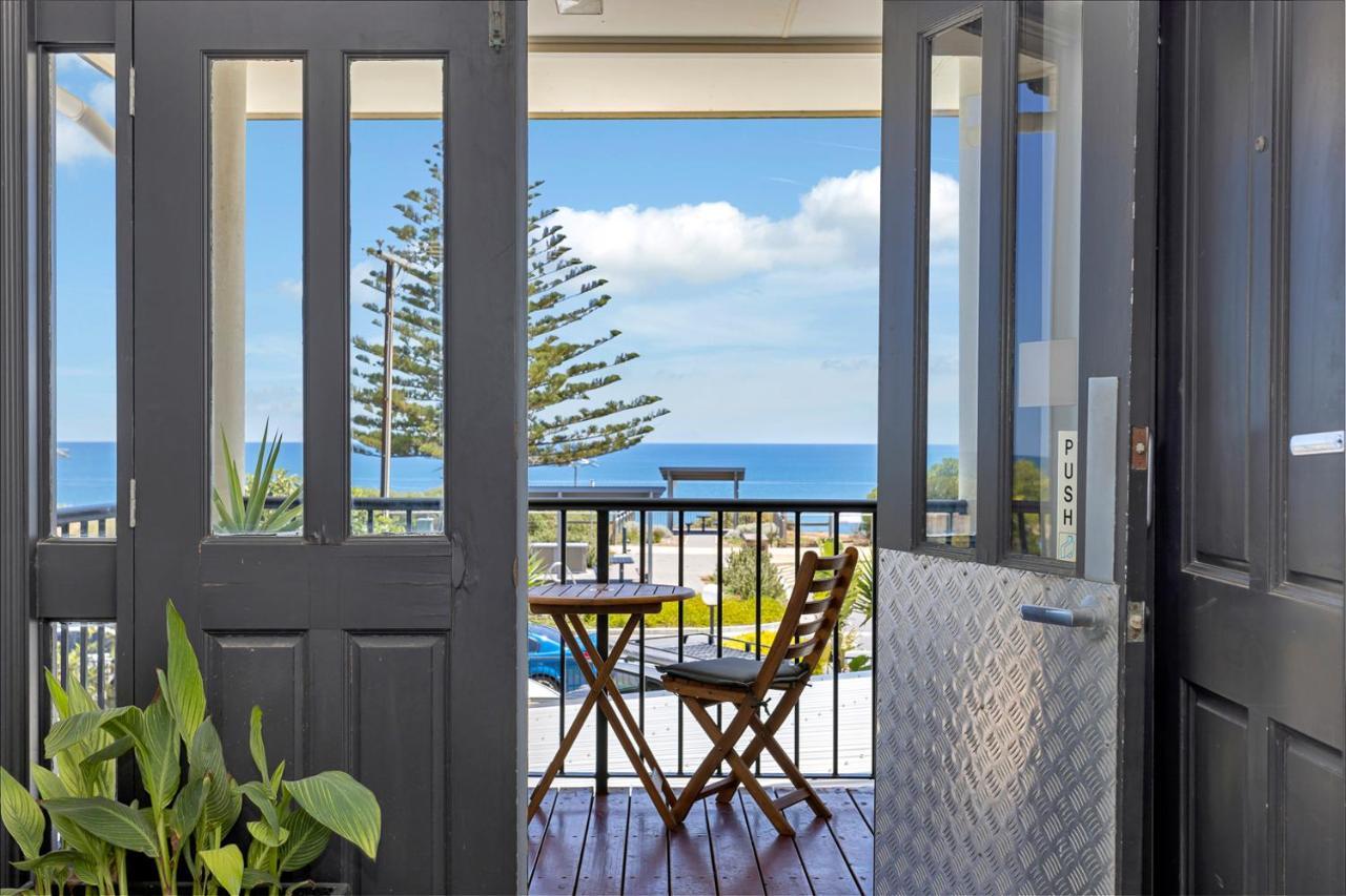 Coast Motel And Apartments Port Noarlunga Экстерьер фото