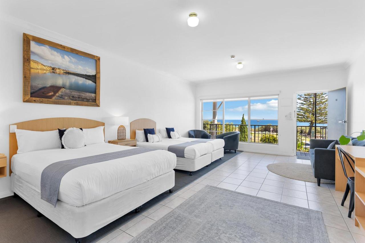 Coast Motel And Apartments Port Noarlunga Экстерьер фото