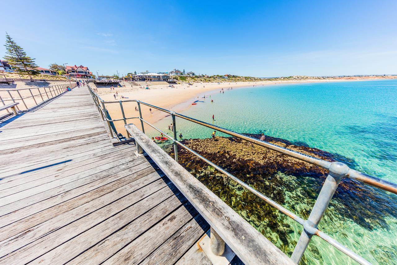 Coast Motel And Apartments Port Noarlunga Экстерьер фото